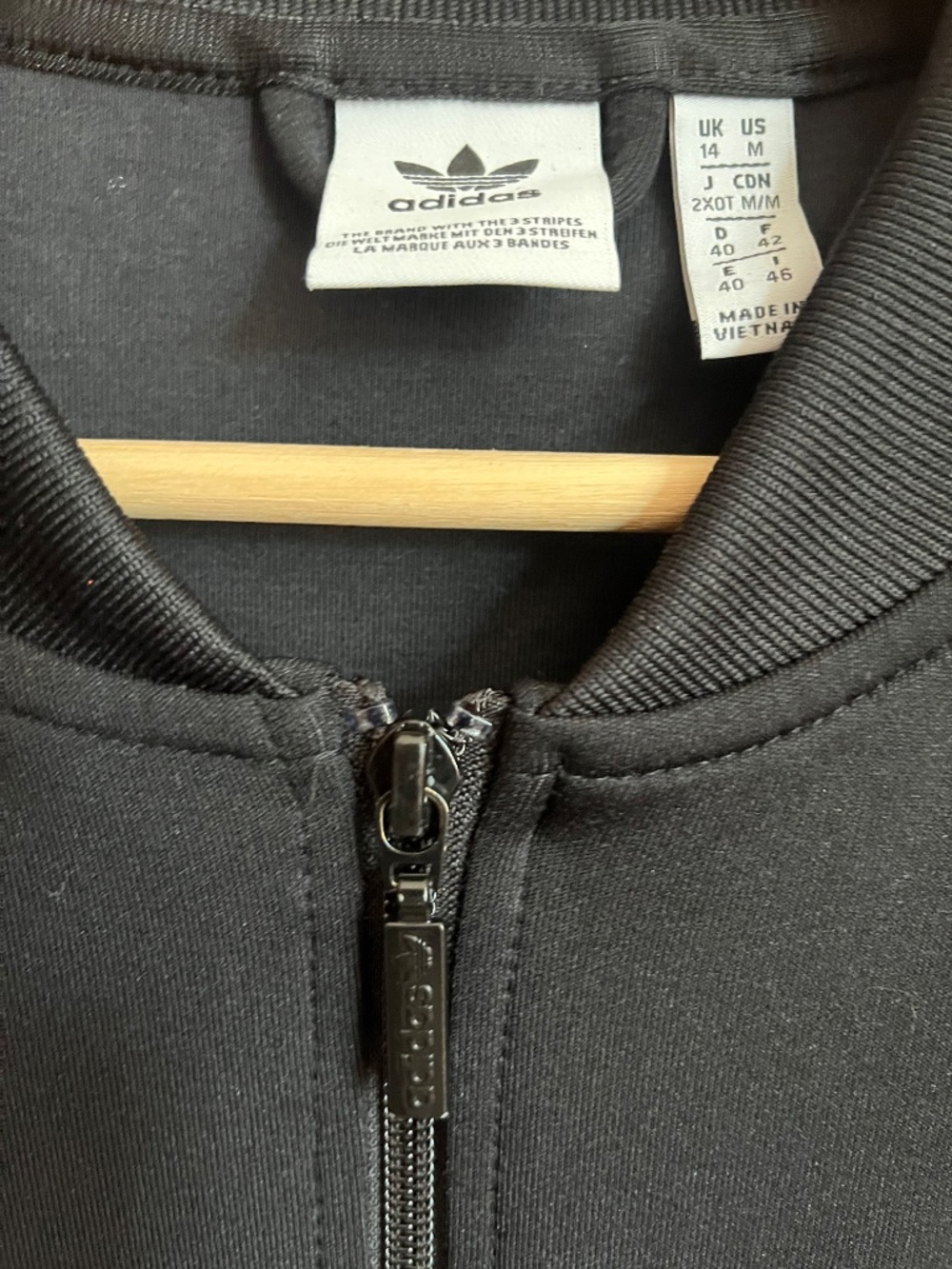 Adidas Adidas CE2392 Originals Classic Track Jacket Black White Size M - Picture 6 of 9